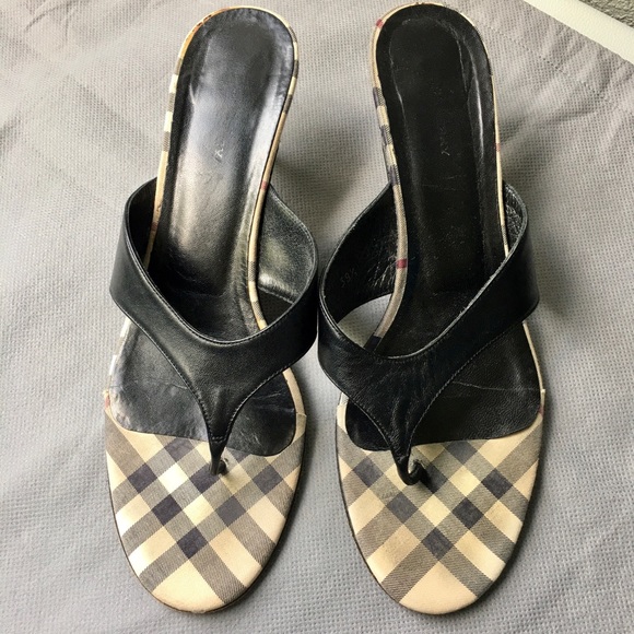 Burberry Sandals, Iconic Check - Picture 1 of 3